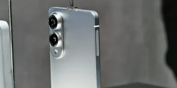 Samsung Promises the Galaxy S25 Edge Won’t Be Fragile Despite Its Thinness