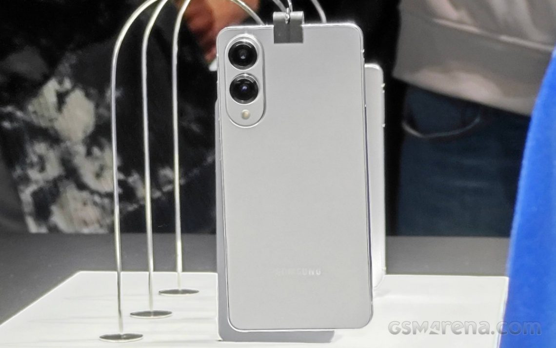 Samsung Galaxy S25 Edge to Debut With Tougher Gorilla Glass Ceramic 2