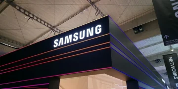 Samsung mocks Apple WWDC 2025