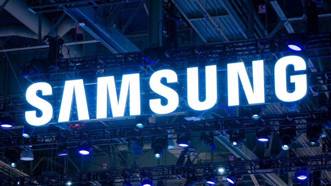 Samsung Faces Design Shift Amid Market Share Decline